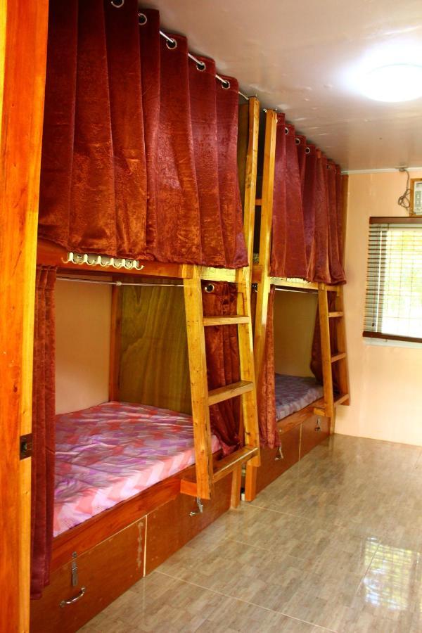B&R Hostel Nagtabon Bacungan Экстерьер фото