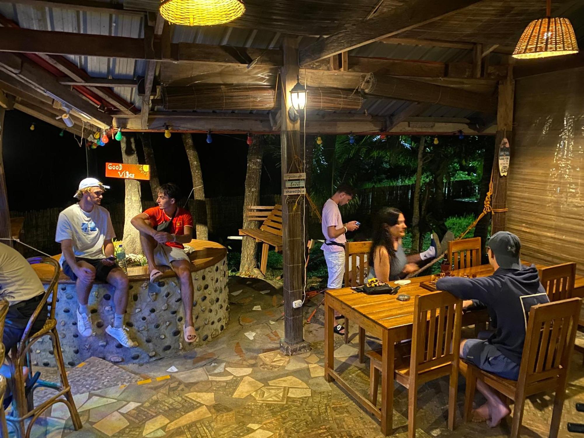 B&R Hostel Nagtabon Bacungan Экстерьер фото